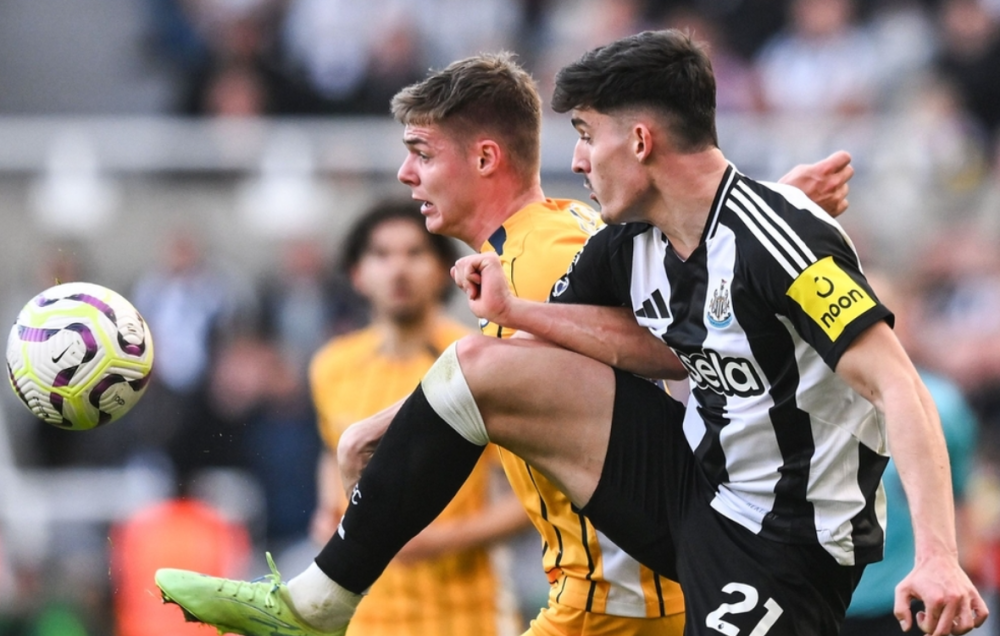 开云APP-萨克拉门托国王训练开放日，今晨绝杀压哨引观众欢呼，英超在即，身体对抗强度拉满的简单介绍