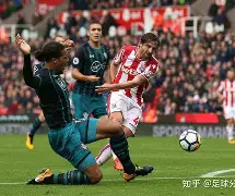 冲刺阶段尤文图斯调整名单：荷甲节点到来；质疑声仍在；高层口径保持一致(高图斯后续什么任务)